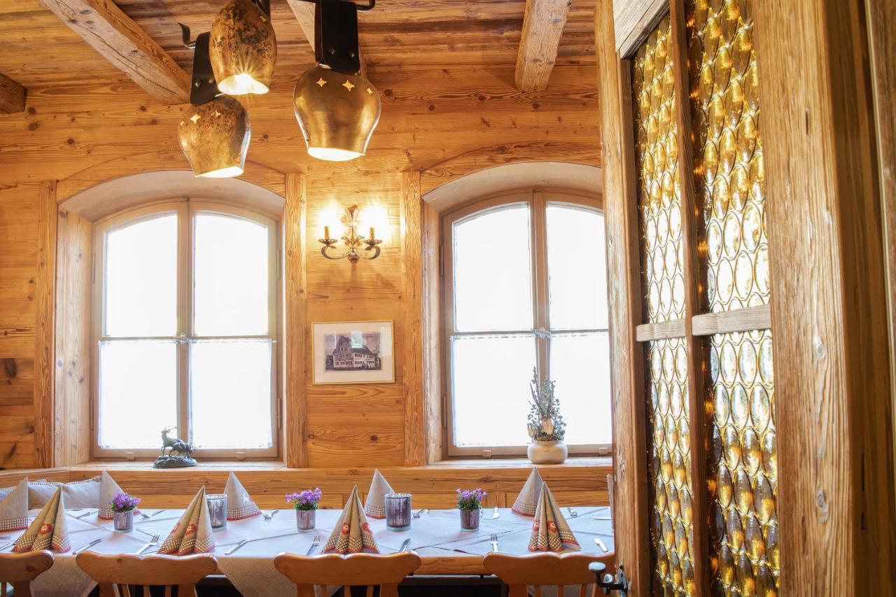 Hotel Zum Hirsch Wertingen Esterno foto